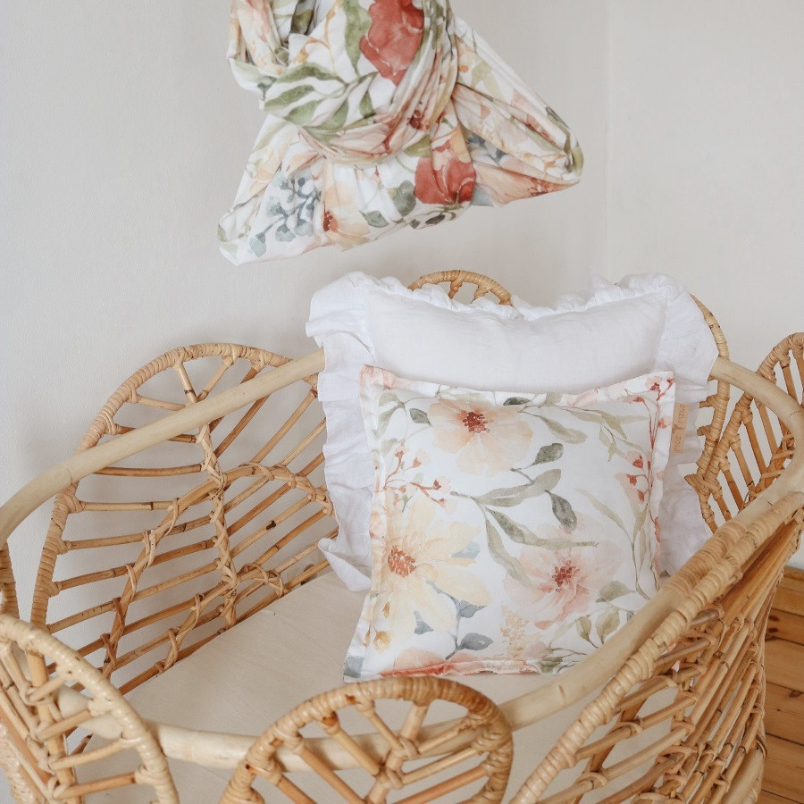 Coussin à fleurs carré