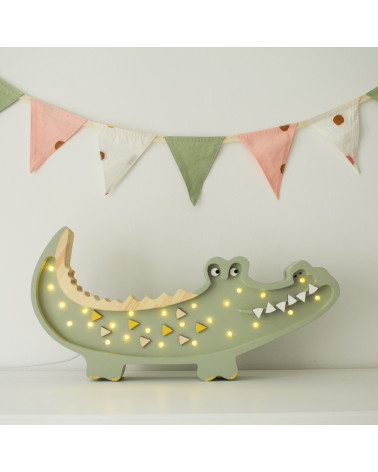 Lampe veilleuse en bois crocodile khaki pastel