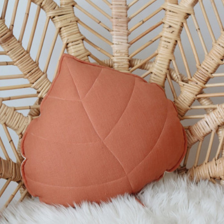 coussin en lin feuille papaya