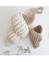 coquillage long en crochet crème