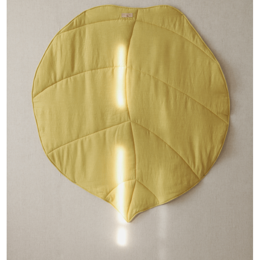 tapis de je en lin feuille jaune moutarde