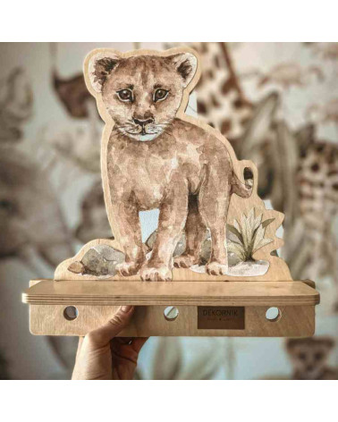 Étagère patère en bois lionceau