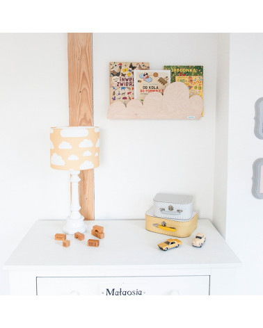 étagère bois naturel avec lampe