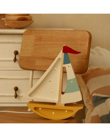 Mini veilleuse en bois - voilier moutarde