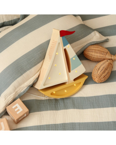 Mini veilleuse en bois - voilier moutarde