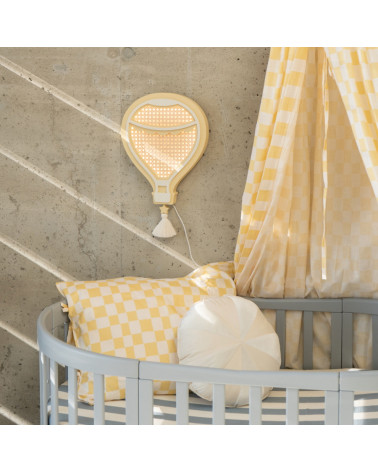 Lampe veilleuse en bois et rotin - montgolfière