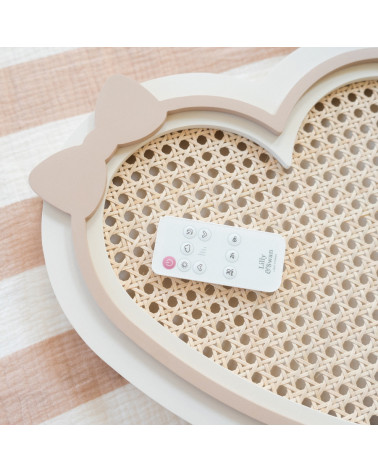 Lampe veilleuse en bois et rotin - coeur