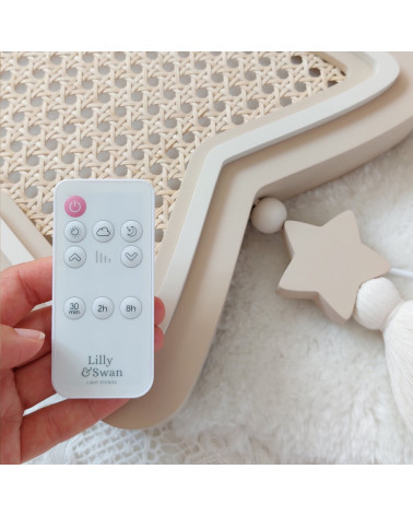 Lampe veilleuse en bois et rotin - étoile latte