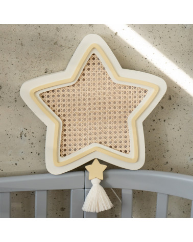 Lampe veilleuse en bois et rotin - étoile miel