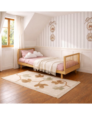 Papier peint enfant  - Grand Portrait Médaillon au Ruban Beige