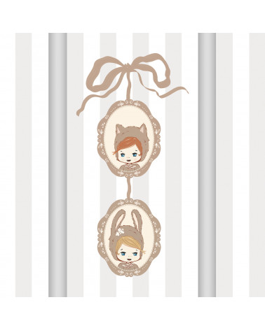 Papier peint enfant  - Grand Portrait Médaillon au Ruban Beige