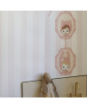 Papier peint enfant - Grand Portrait Médaillon au Ruban Rose